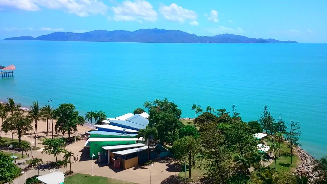 Aparthotel Aquarius On The Beach Townsville Exterior foto